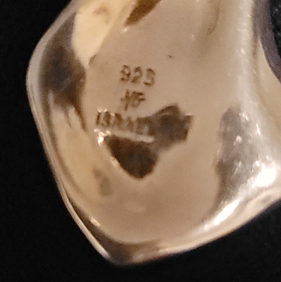 Designer Hagit Gorali Sterling Silver Leverback Earrings - Picture 3 of 4